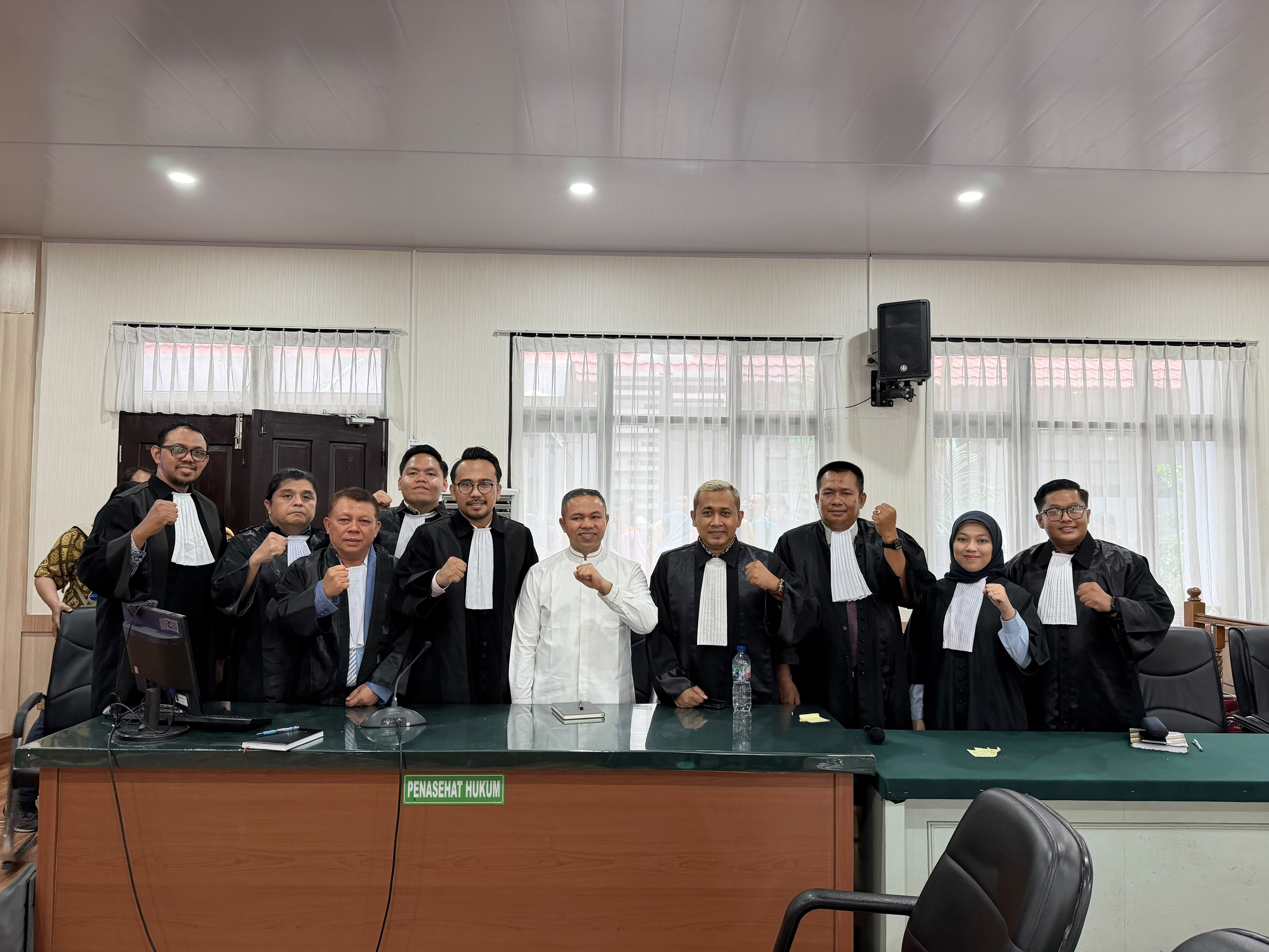 Susun Pleidoi 1.146 Halaman, Ini Daftar Lengkap Nama Kuasa Hukum yang Membela Abdul Wahid