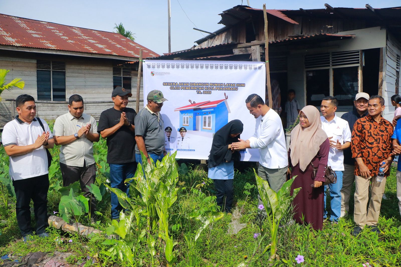 GEBRAKAN WALIKOTA PEKANBARU: MULAI DARI PENURUNAN PARKIR, PERSAMPAHAN, INFRASTRUKTUR DAN SOSIAL KEMASYARAKATAN